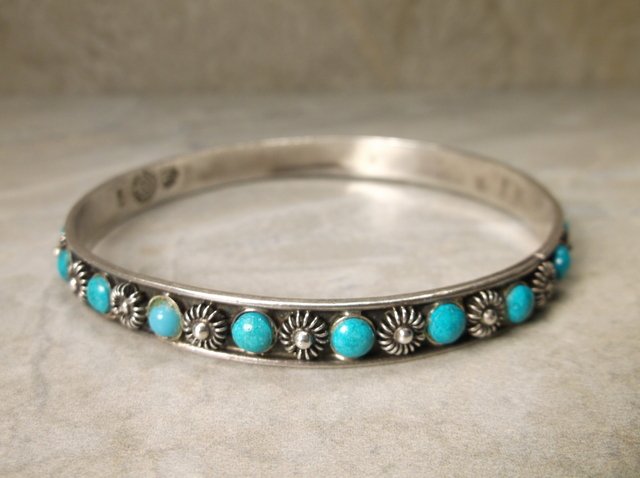 Gorgeous Taxco Sterling Turquoise Bangle Bracelet MS (1 of 3)
