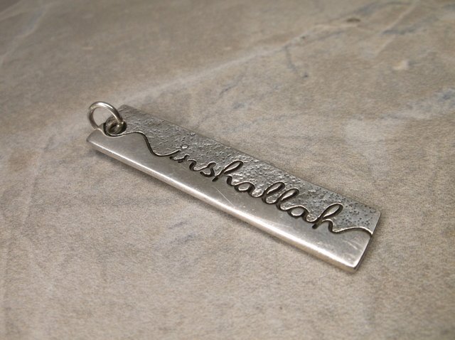 Gorgeous Laurel Elliot Sterling Silver Pendant: .