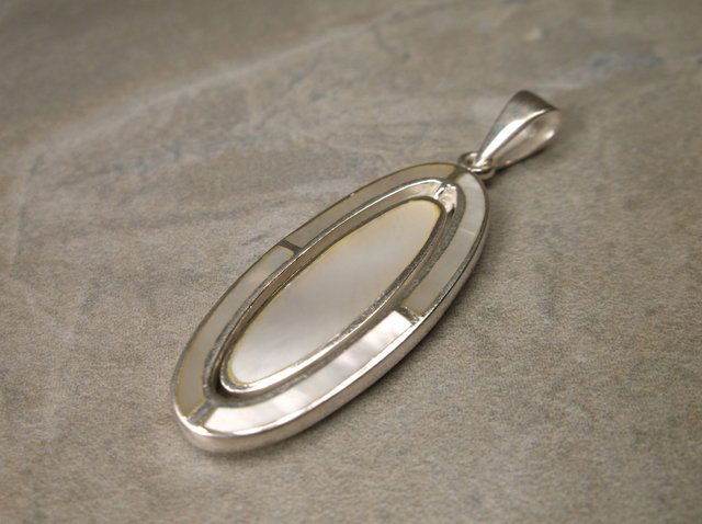 Stunning Sterling Silver MOP Pendant (1 of 1)
