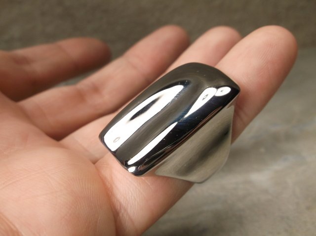 Gorgeous New Stainless Steel Ring 7 (1 of 1)