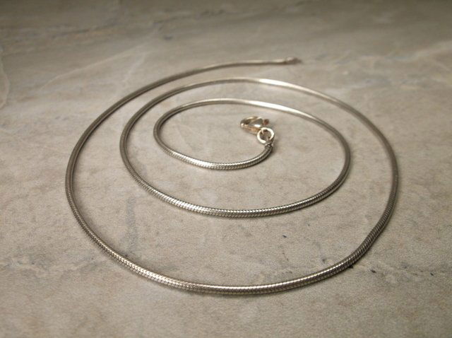 Gorgeous Heavy Sterling Silver Chain Necklace 22" (1 of 1)