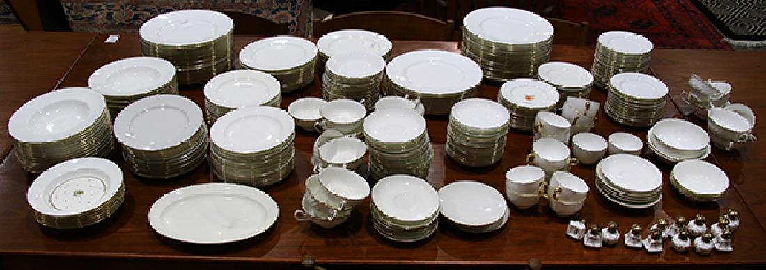 (lot of approximately 319) Large collection of Minton (1 of 2)