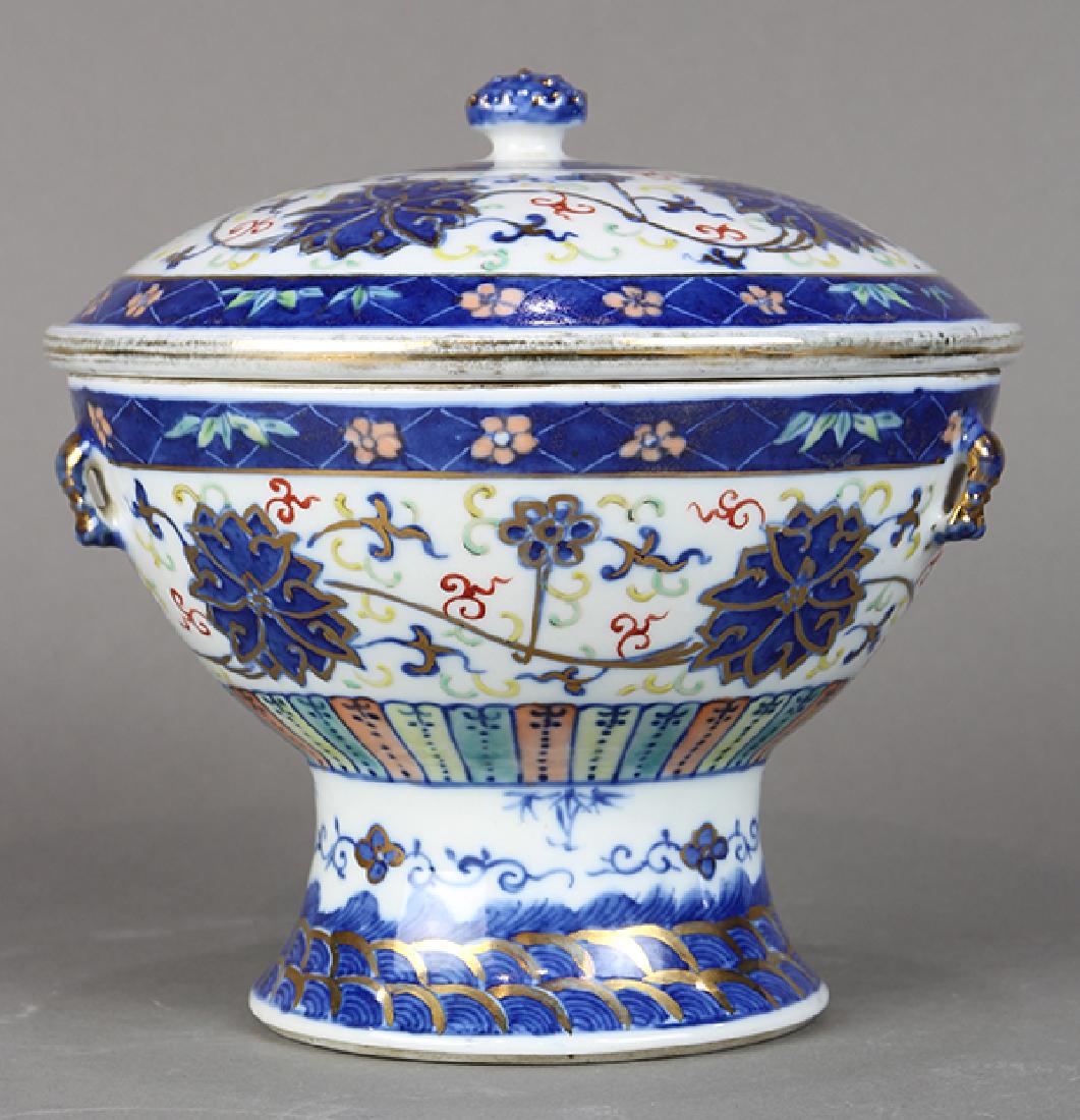 Chinese Porcelain Warmer (1 of 7)