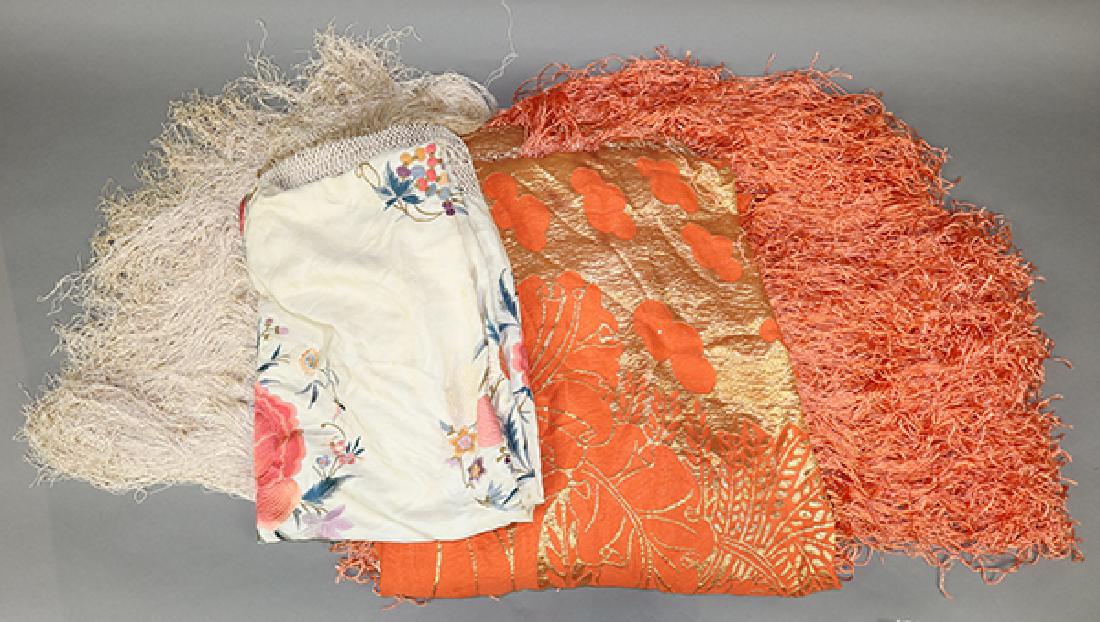 (Lot of 2) Piano shawl group, consisting of an (1 of 1)