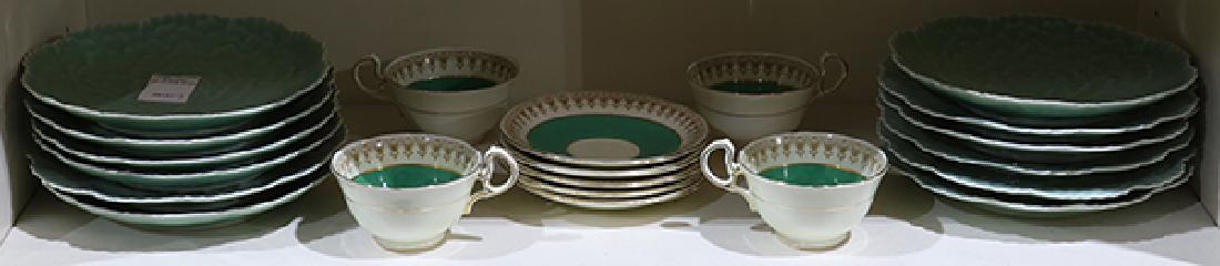 (lot of 21) Table articles including (12) Japanese (1 of 1)