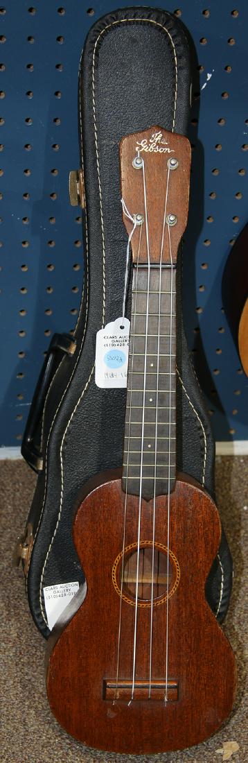 Gibson mahogany soprano ukelele with case: Gibson mahogany soprano ukelele with case, 21"l