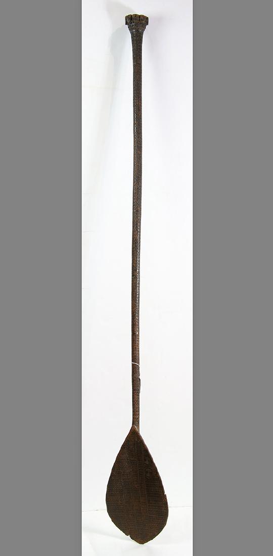 Austral Islands ceremonial paddle, on the longer (1 of 6)