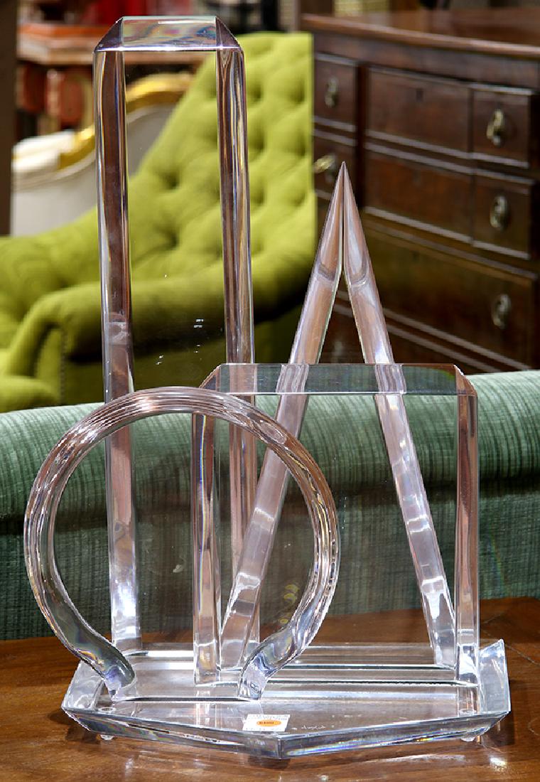 Mid Century acrylic geometric sculpture by Van Teal: Mid Century acrylic geometric sculpture by Van Teal, the geometric forms rising on a shaped footed base signed, 21.5"h x 14"w
