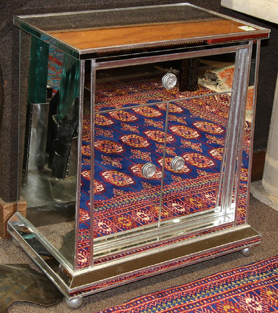 (lot of 2) Hollywood Regency style mirrored side (1 of 3)