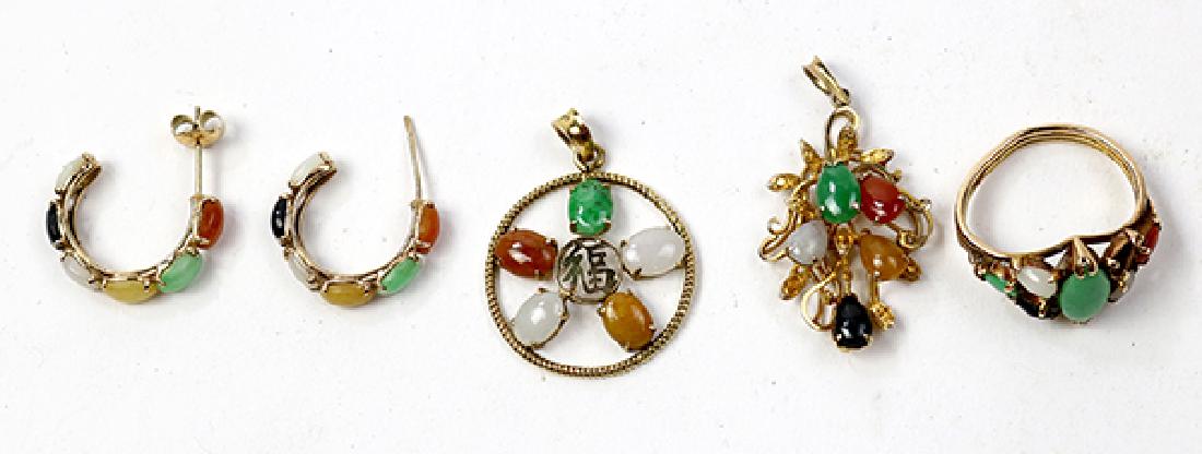 (Lot of 4) Multi-colored jadeite and yellow gold (1 of 1)