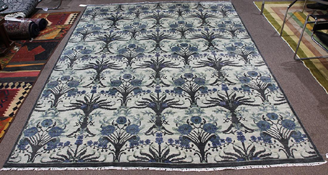 William Morris Arts and Crafts style carpet (1 of 3)