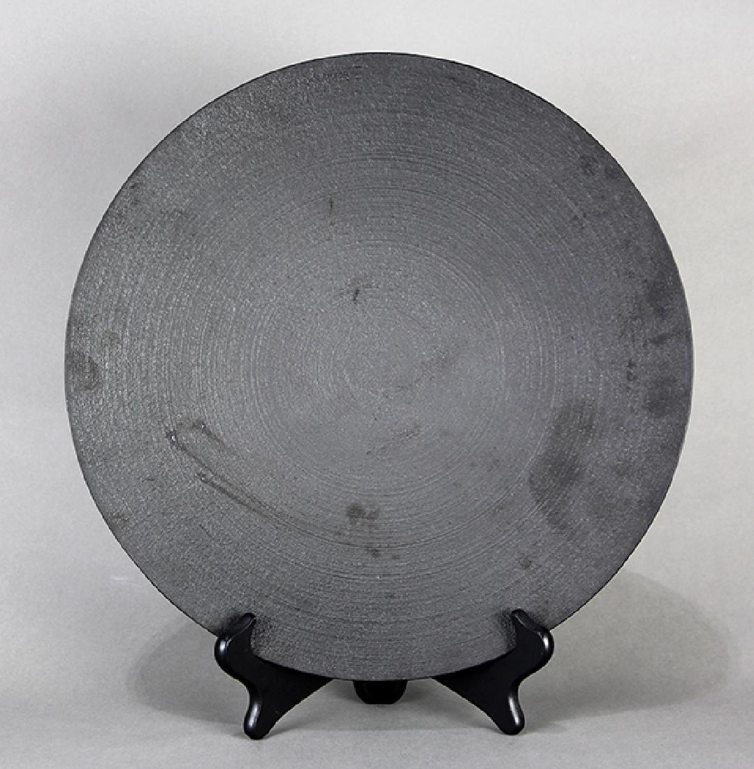 Large Cast Iron Plate, Masuda Hisanori (1 of 4)