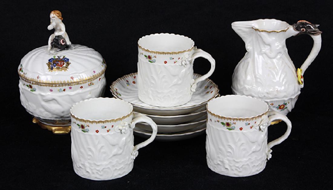 Mottanhedeh Swan service table articles, after the (1 of 7)