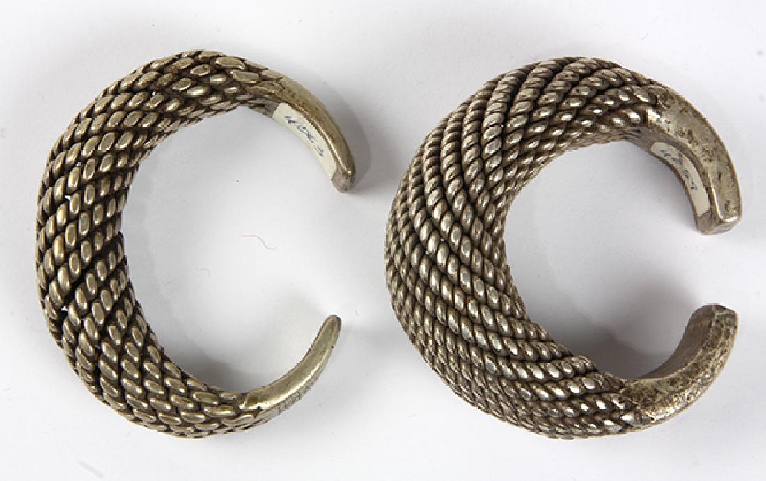 (Lot of 2) Silver bracelets (1 of 3)