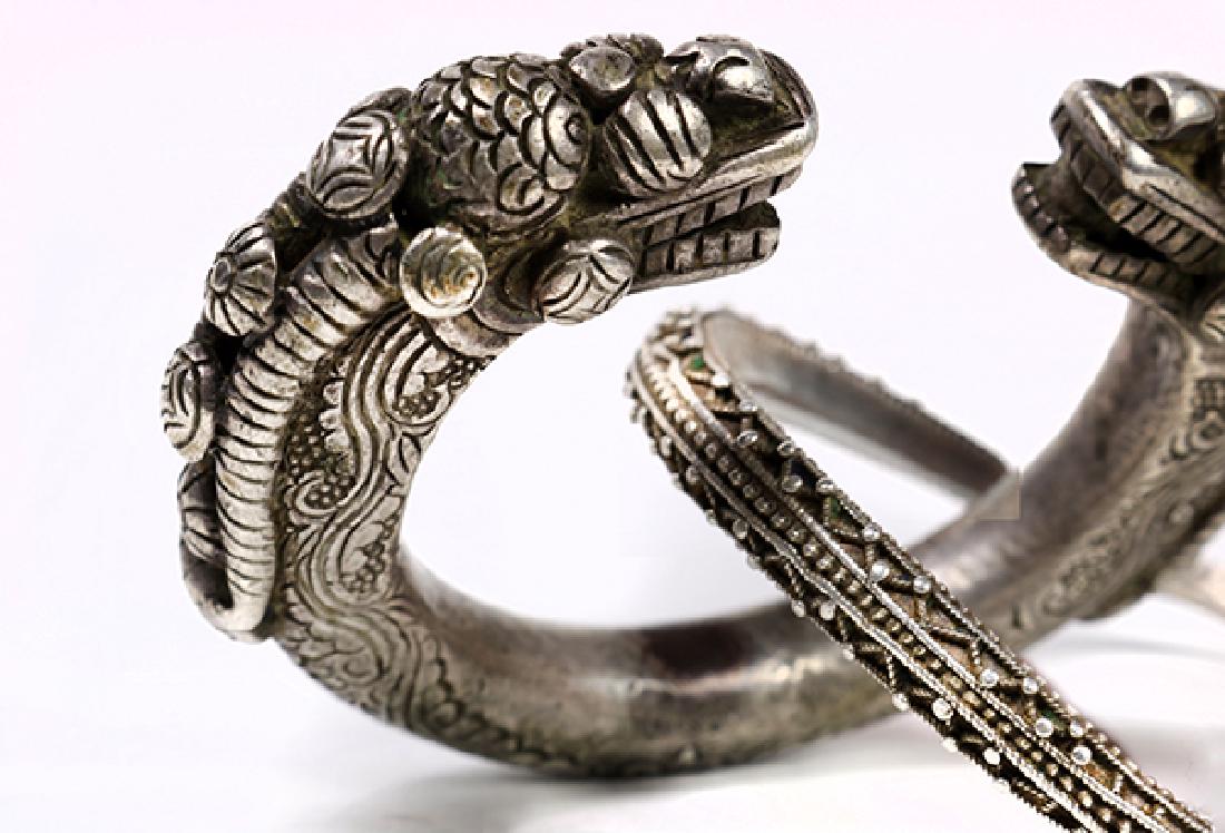 (Lot of 2) Chinese silver bracelets (1 of 3)