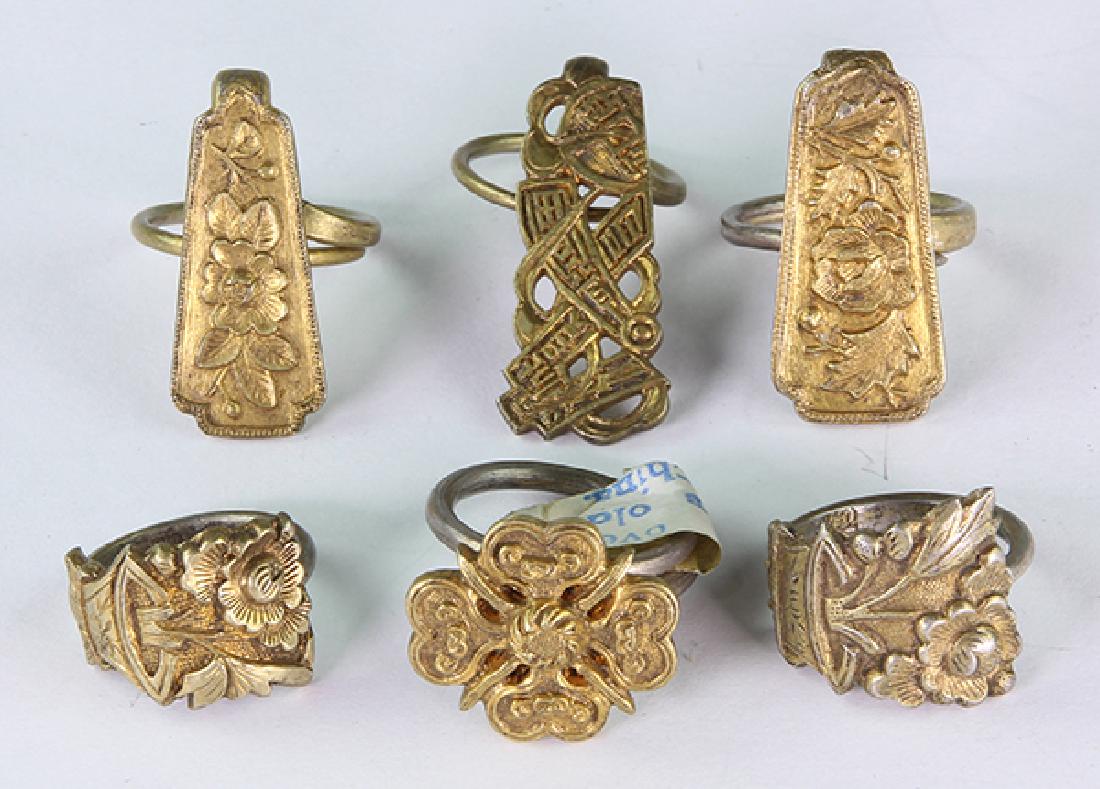 (Lot of 6) Chinese silver gilt rings (1 of 2)