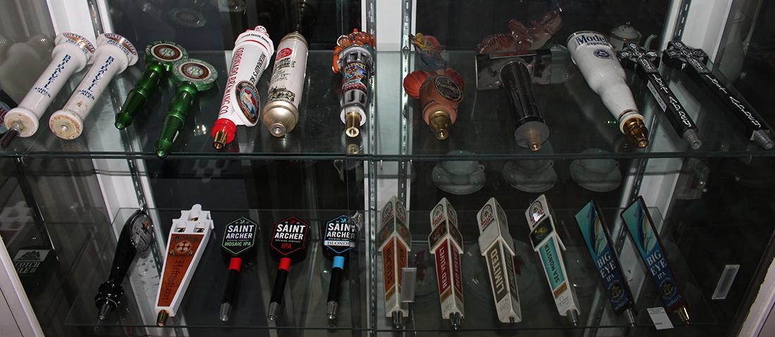 (lot of 34) Beer tap handles, including Coronado (1 of 2)