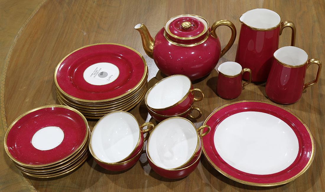 (lot of 25) Royal Doulton partial dinner service (1 of 2)