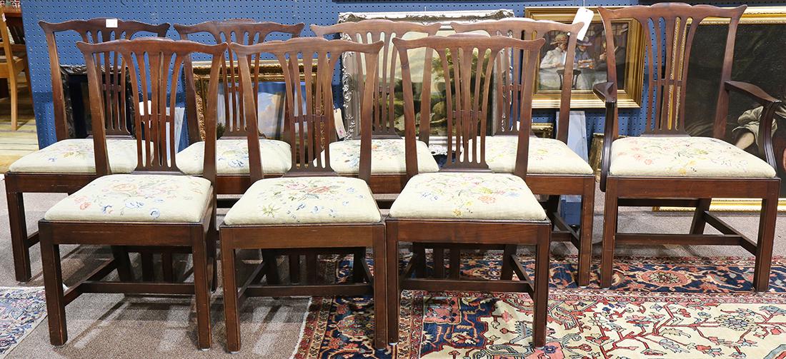 (lot of 8) Georgian style dining chairs, each having a (1 of 3)
