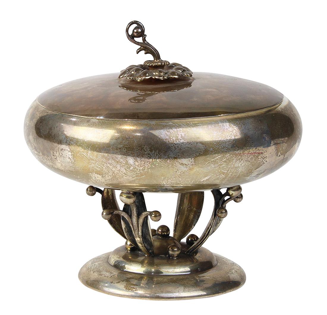 American sterling footed bowl and cover (1 of 4)