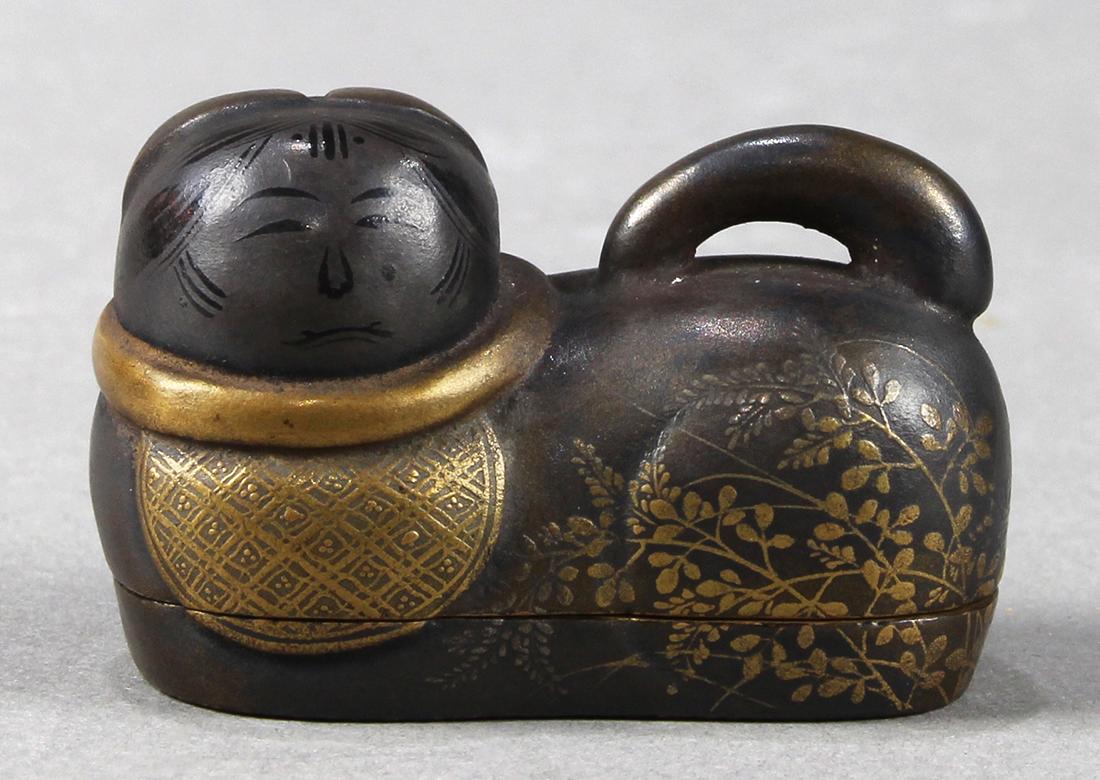 Japanese Lacquered Hako-Netsuke, 19c (1 of 7)