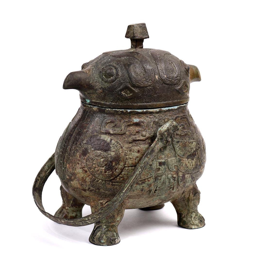 Chinese Bronze Bird Form Vessel (1 of 9)