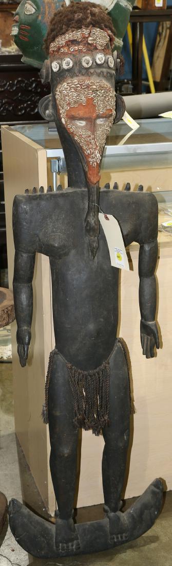 Papua New Guinea style decorative figural sculpture (1 of 2)