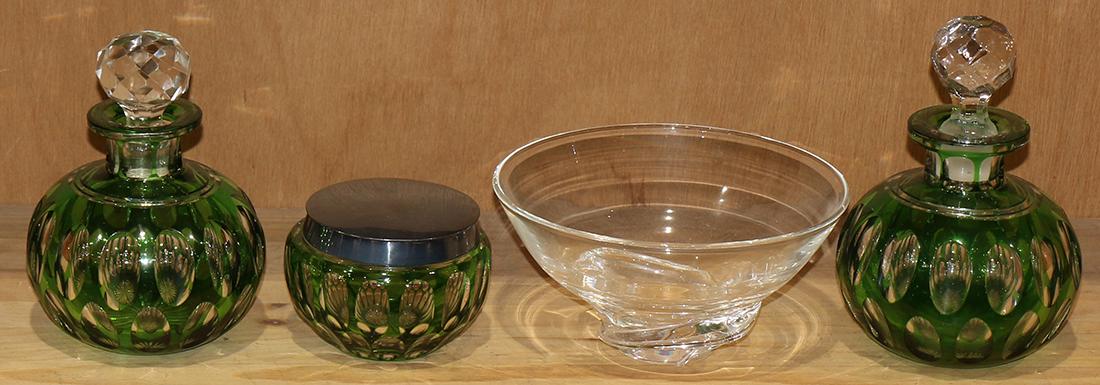 One shelf of glass table articles (1 of 1)