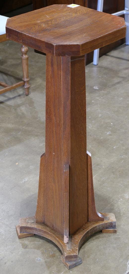 Mission style quartersawn oak plank stand (1 of 1)