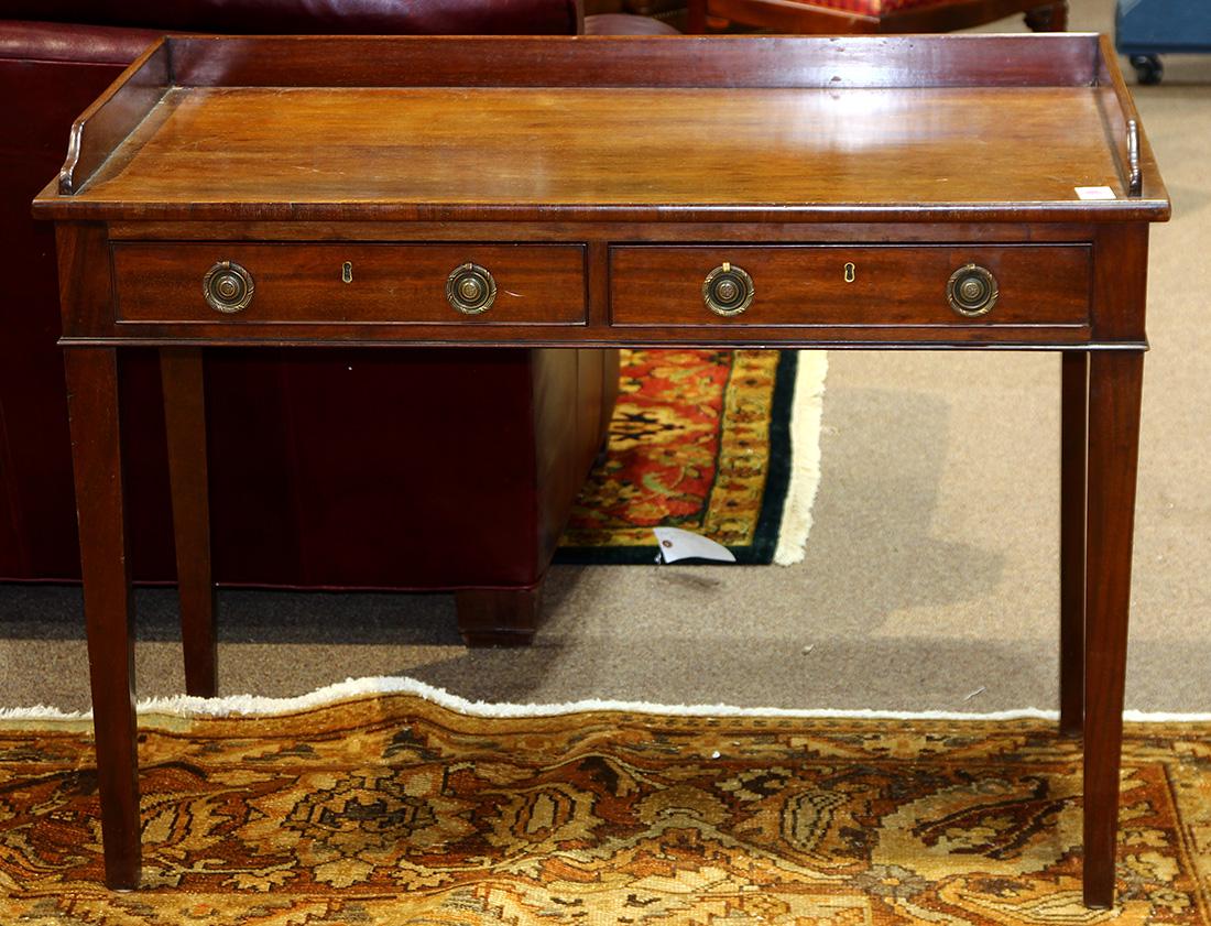 Georgian mahogany server (1 of 3)