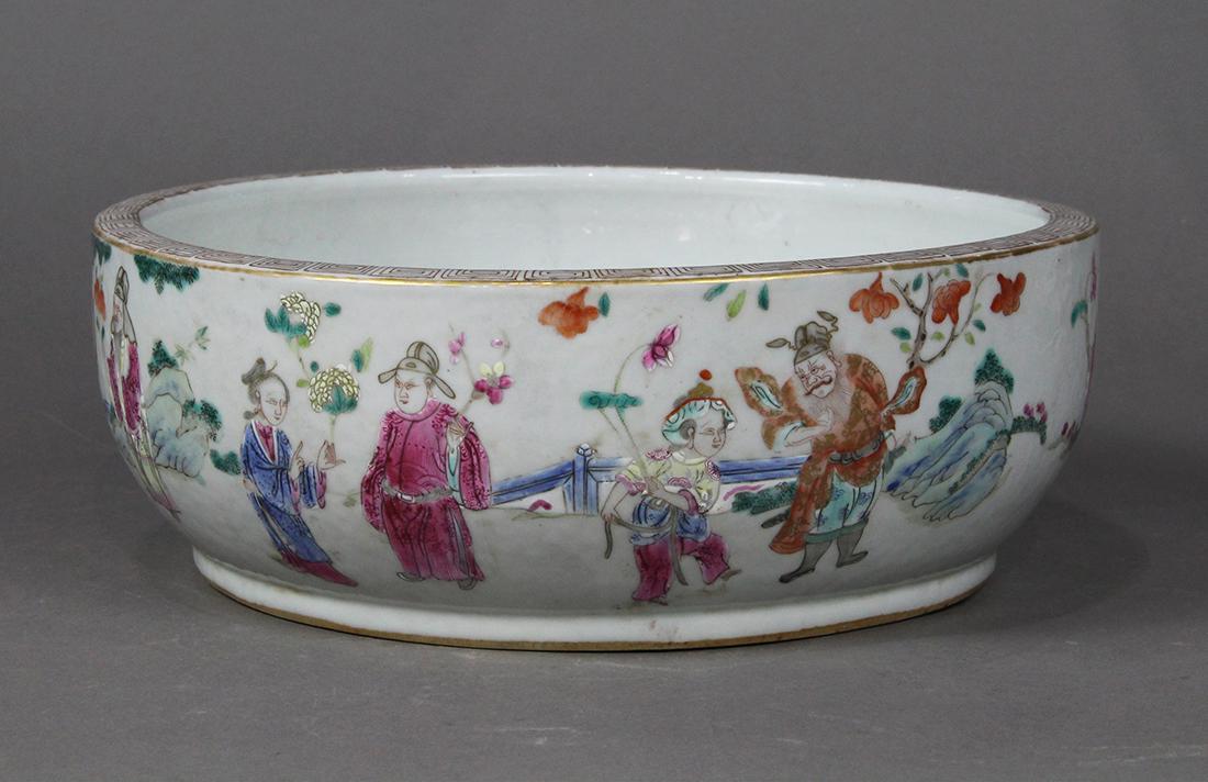 Chinese Enameled Porcelain Vessel (1 of 7)