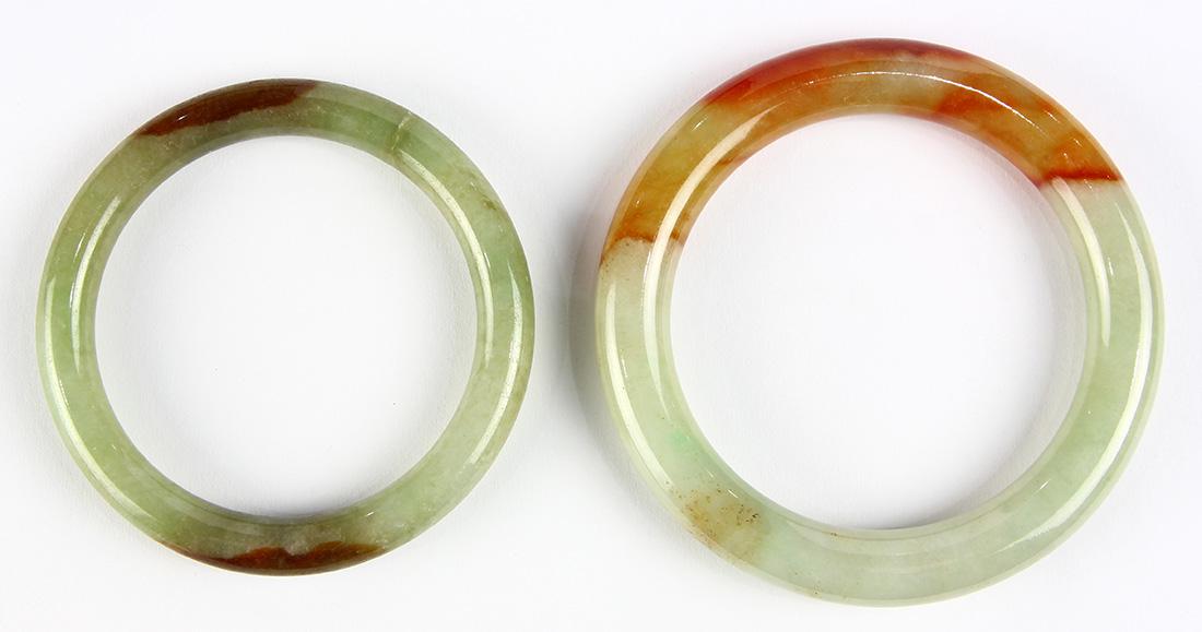 (Lot of 2) Jade bracelets (1 of 2)