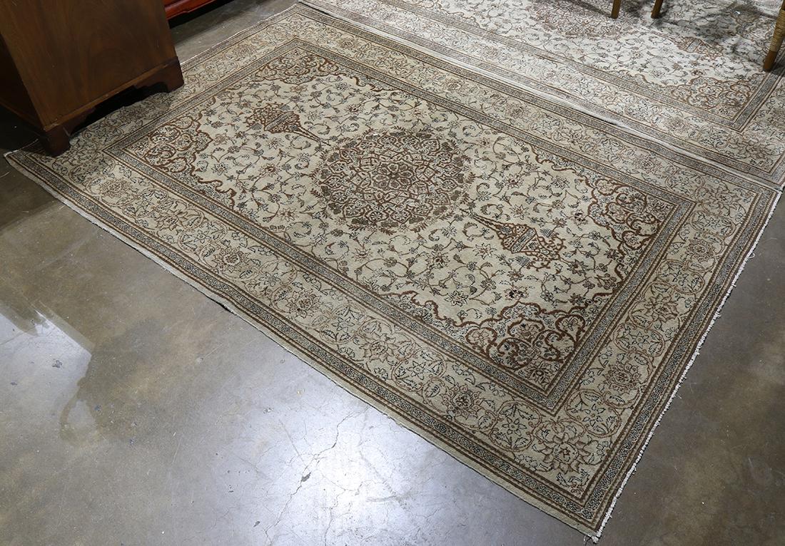 Semi antique Persian Tabriz carpet (1 of 2)