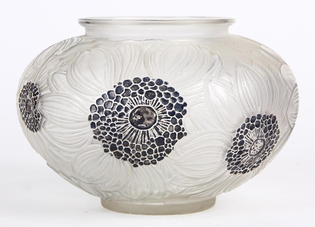 R Lalique Dahlias vase no. 938 circa 1923 (1 of 6)