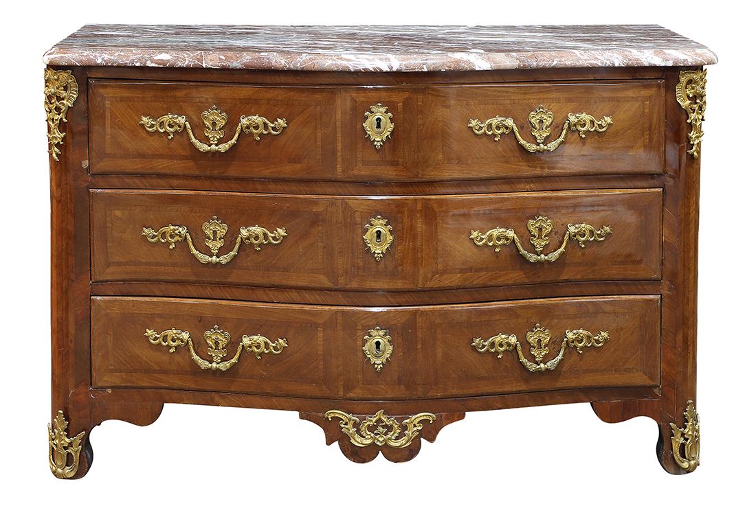 Regence commode, eb (1 of 7)