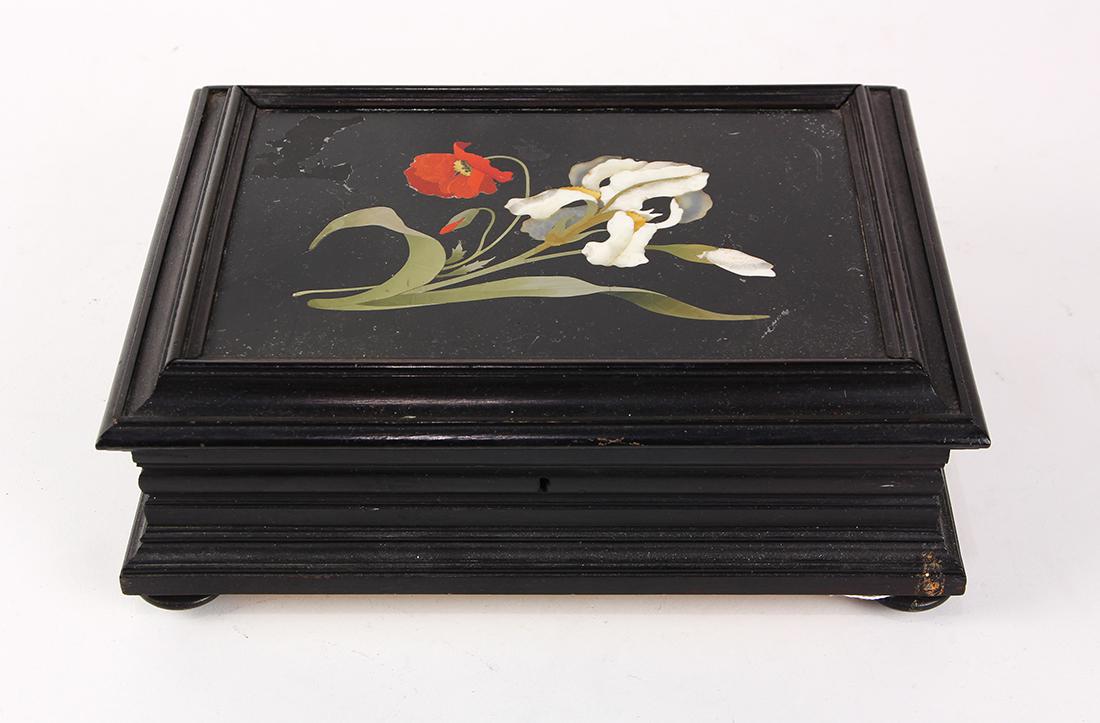Italian pietra dura dresser box (1 of 2)