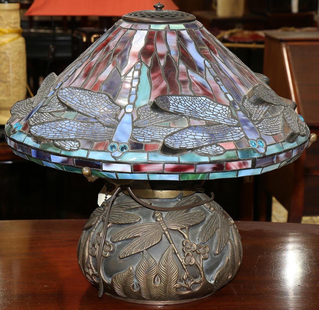 Tiffany style lamp (1 of 1)