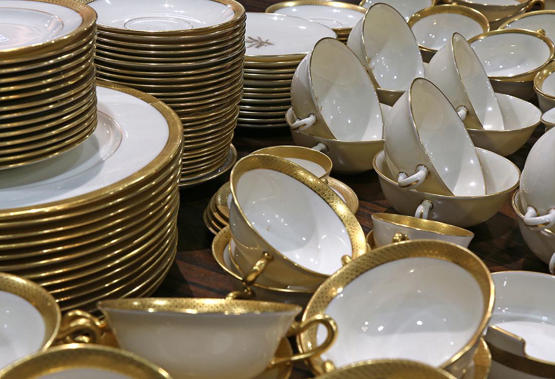 (lot of 100+) Lenox for S (1 of 4)