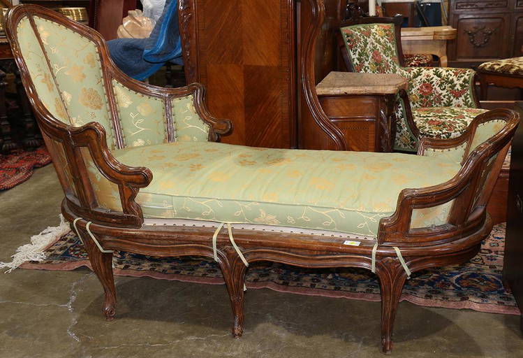 French Provincial Style Chaise Lounge Or Fainting Couch