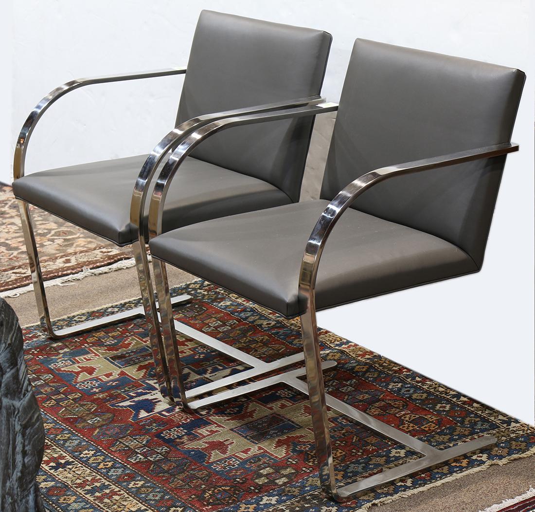 (lot of 2) Mies Van Der Rohe (1886-1969) Brno chairs (1 of 2)