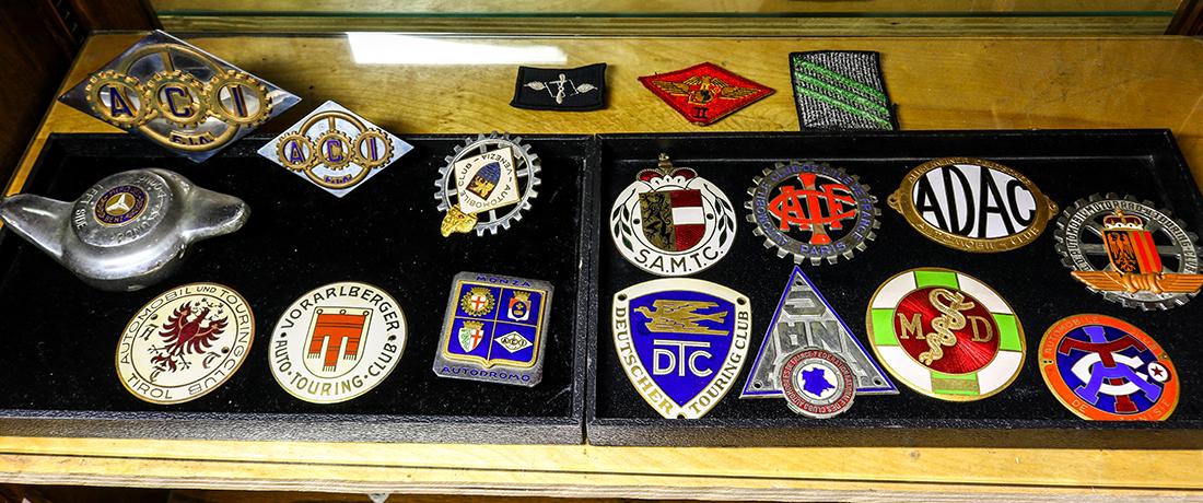 (lot of  17 ) Automobilia group (1 of 3)