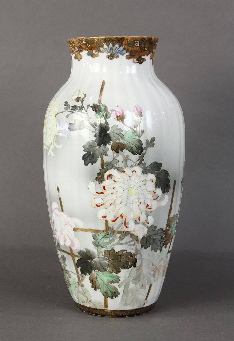 Japanese  Large Porcelain Vase, Meiji (1 of 7)