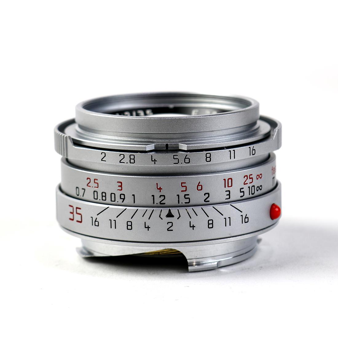 Leica Summicron - M 1:2/35mm E39 lens (1 of 3)