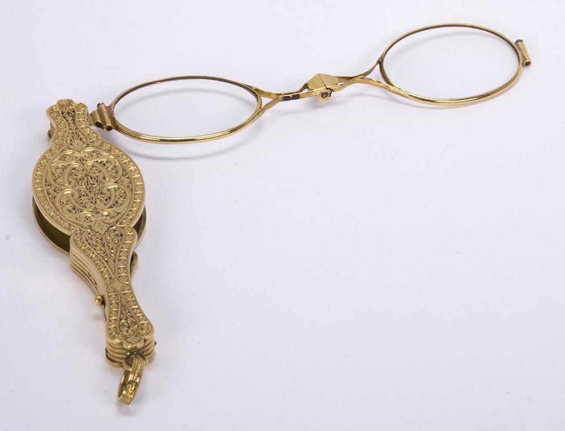 18k yellow gold lorgnette-pendant (1 of 5)