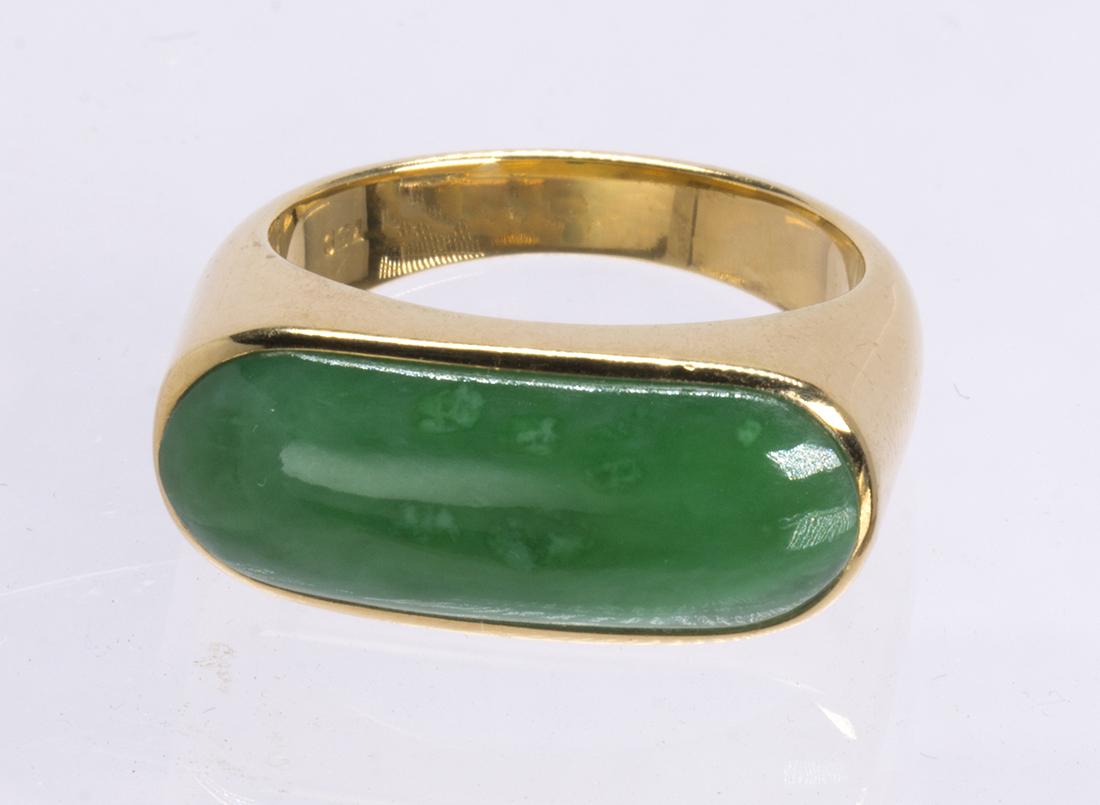 Jadeite and 18k yellow gold saddle ring (1 of 4)