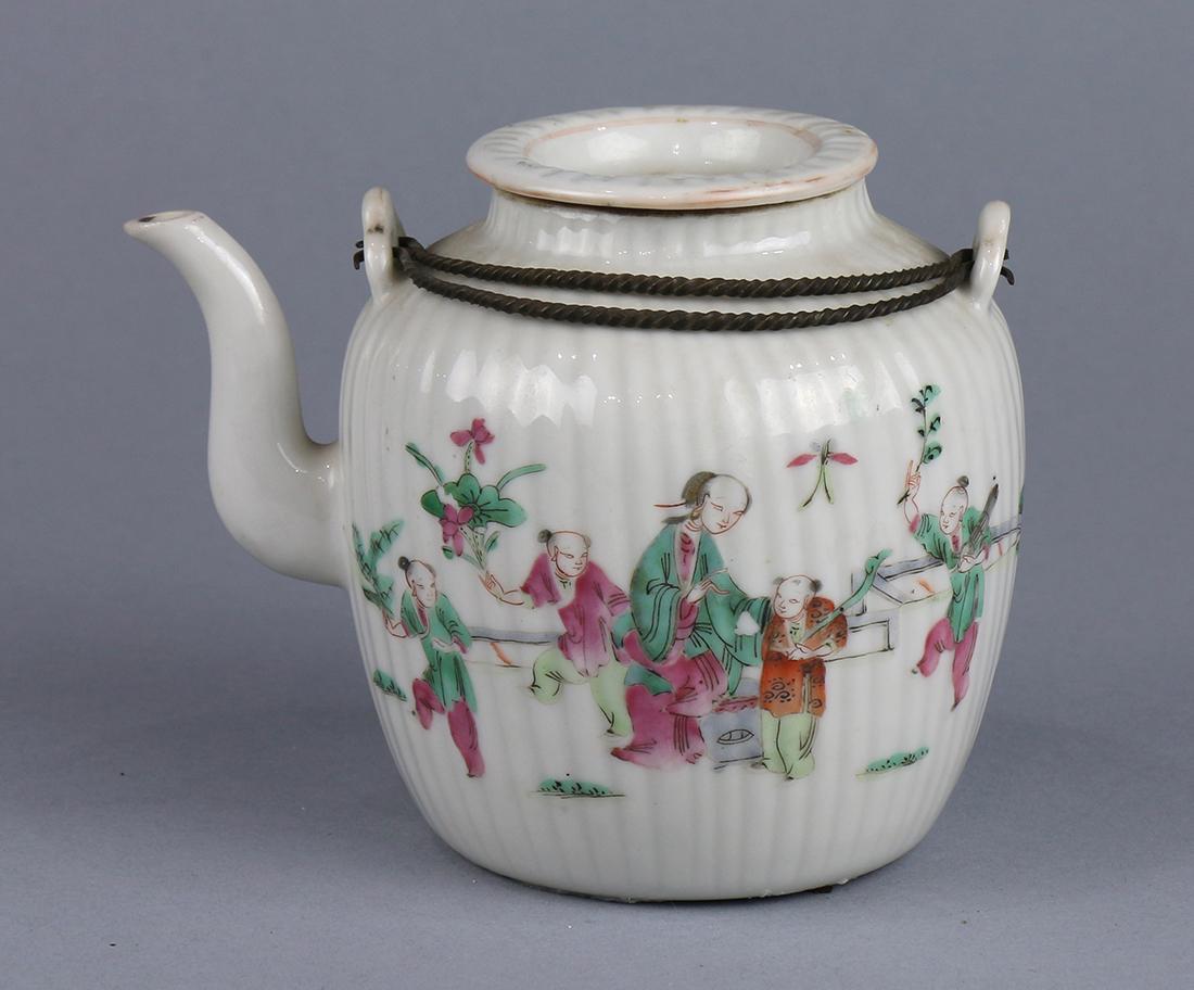 Chinese Porcelain Teapot, Children (1 of 7)