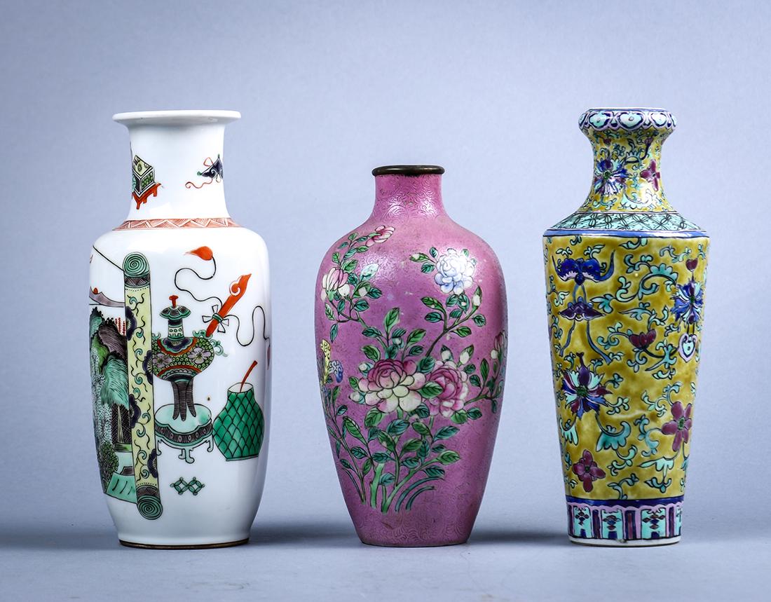 Three Chinese Porcelain Vases (1 of 6)