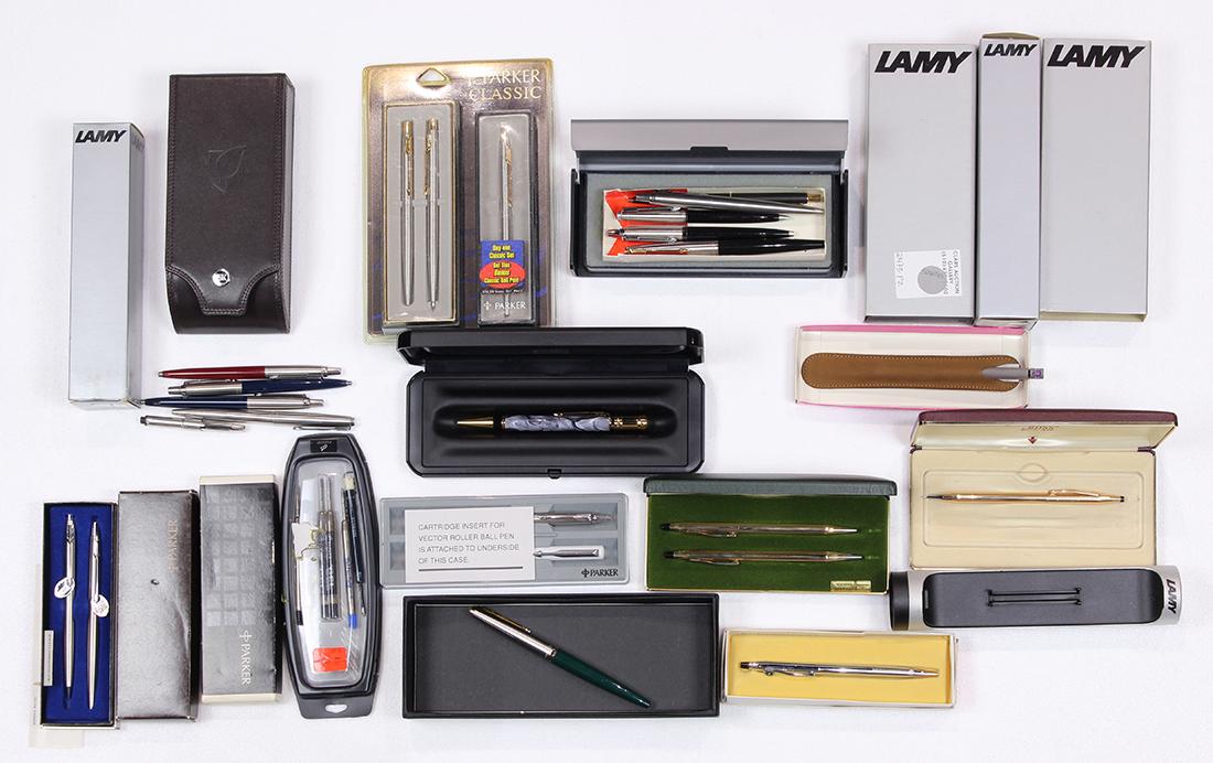 Assorted writing implements (1 of 1)