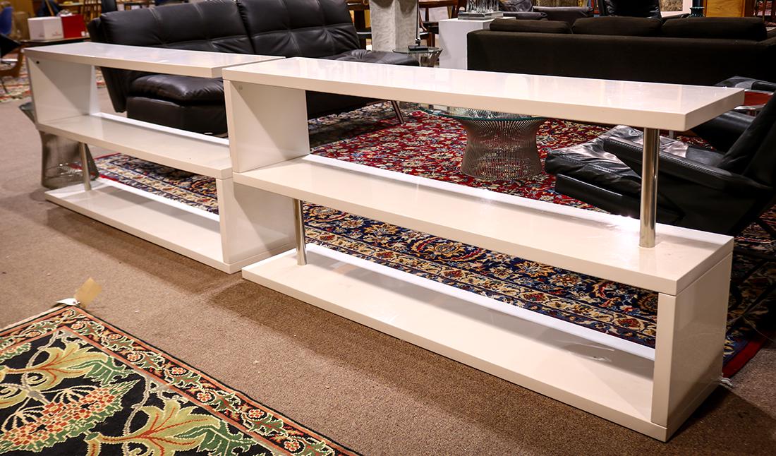 Moderne white enameled and chrome console table (1 of 2)