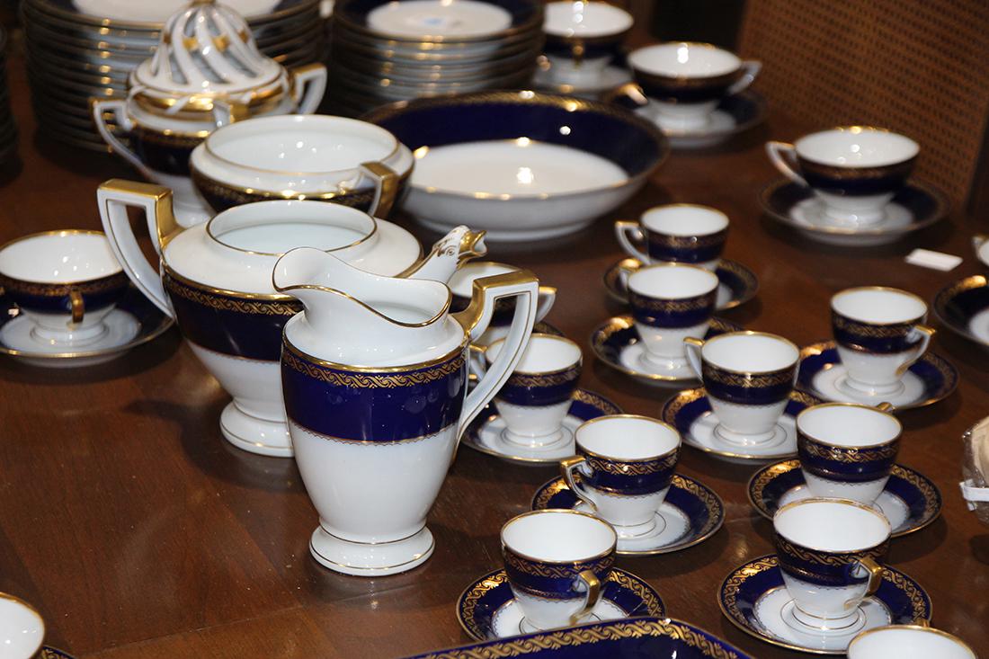 (lot of approx. 106) Schlaggenwald Czech porcelain (1 of 4)